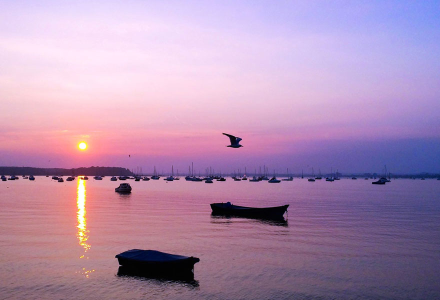 Wave 105  The South's Best Variety of Hits